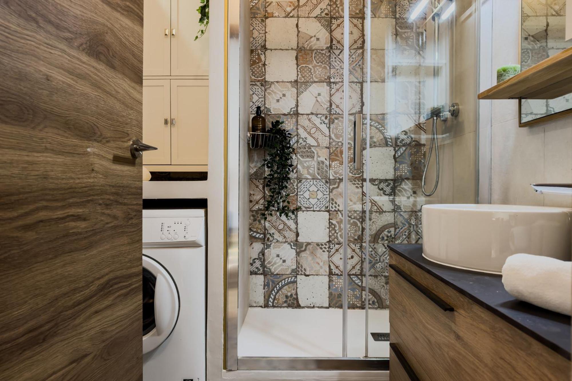 Magalhaes - Trad Flat In Poble Sec, Near Ramblas Barcelona Eksteriør bilde