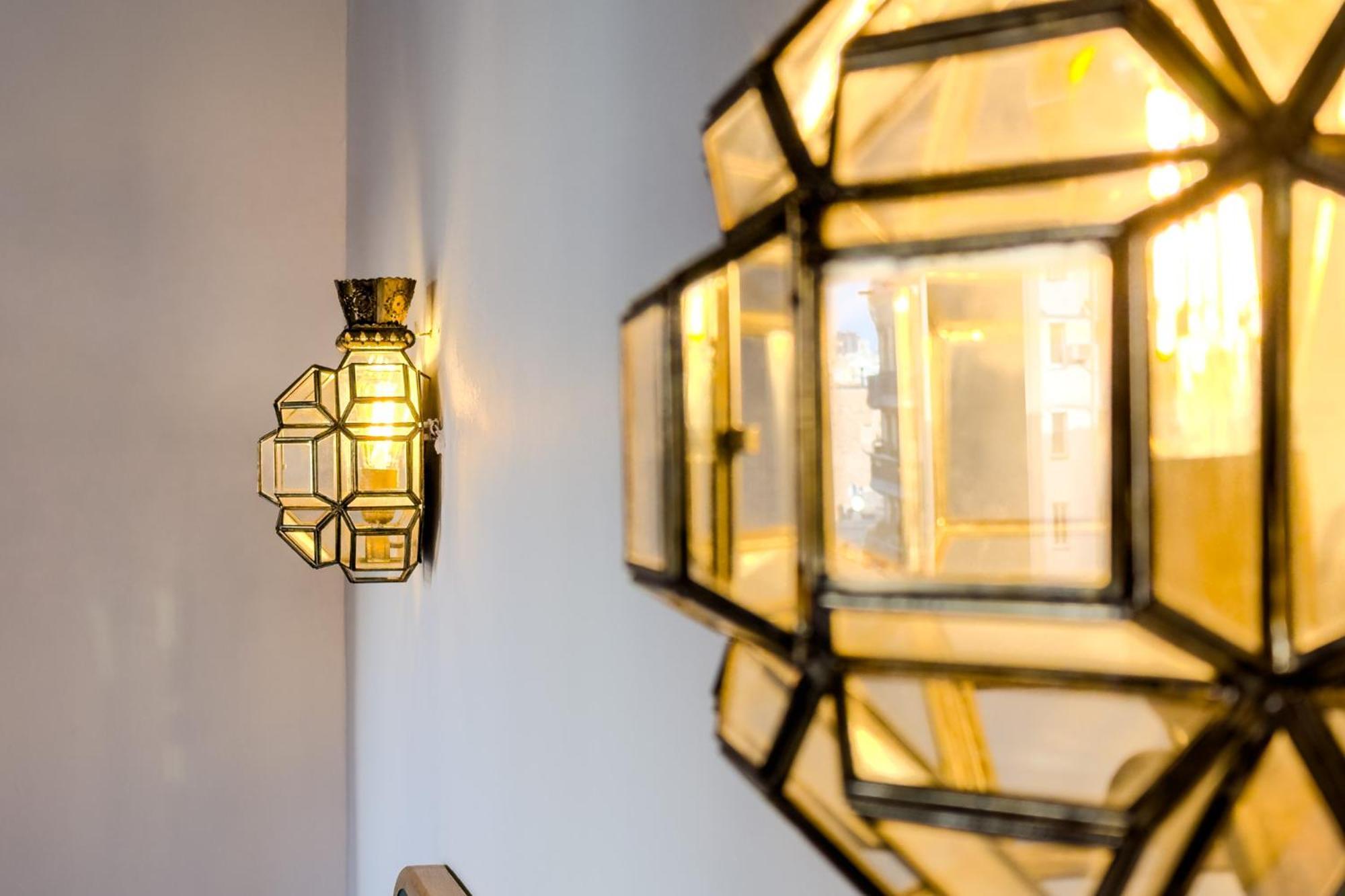 Magalhaes - Trad Flat In Poble Sec, Near Ramblas Barcelona Eksteriør bilde